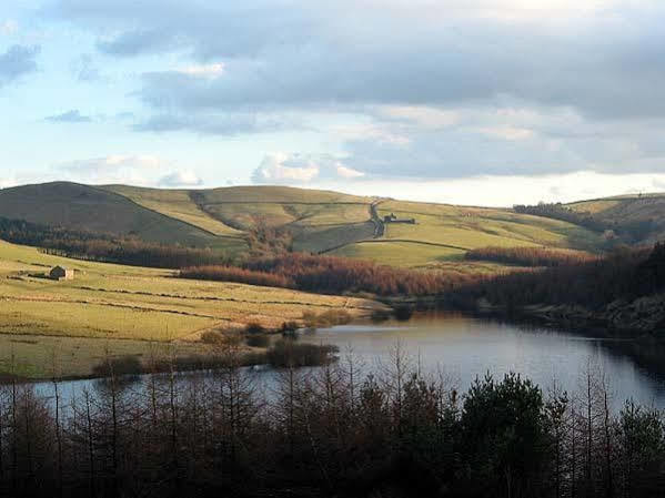 Common Barn Farm B & B Macclesfield Bagian luar foto