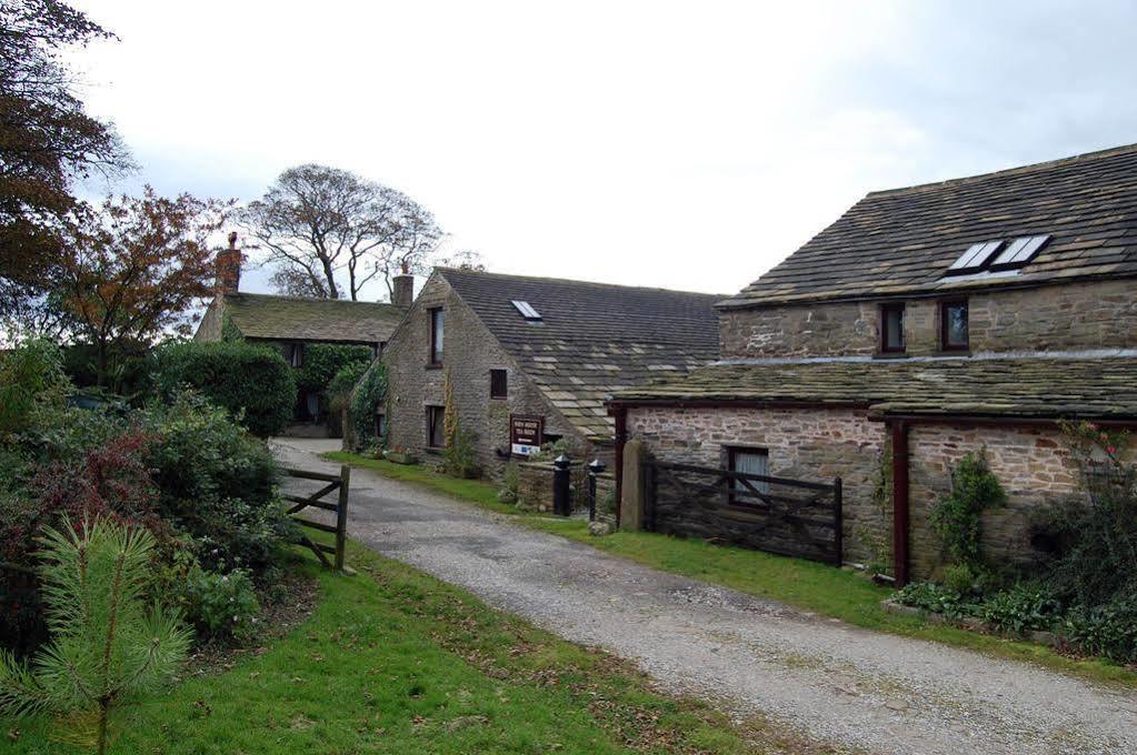 Common Barn Farm B & B Macclesfield Bagian luar foto